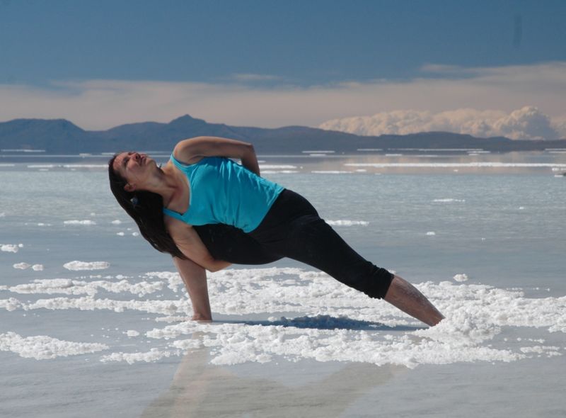 utthita baddha parshvakonasana utthita baddha parshvakonasana
